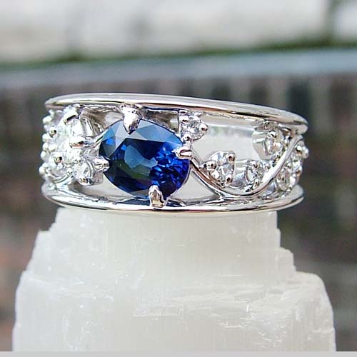 sapphire engagement ring