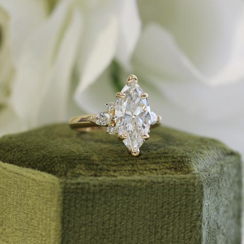 lab grown diamond engagement ring